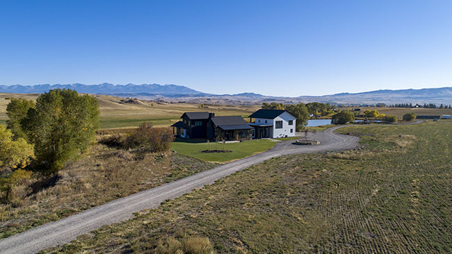 Crazy Mountains View Custom Home Livingston Mt