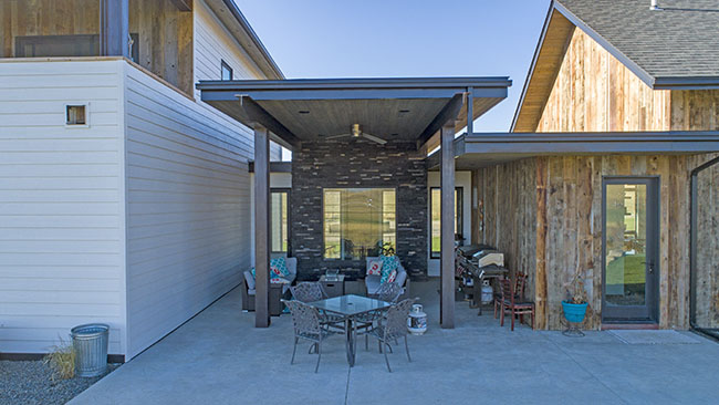 Outside Patio Lounge With Bbq Custom Home Livingston Mt