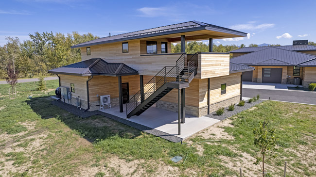 Detached Shop With Metal Staircase To Deck 485 Breeden Dr Bozeman Mt